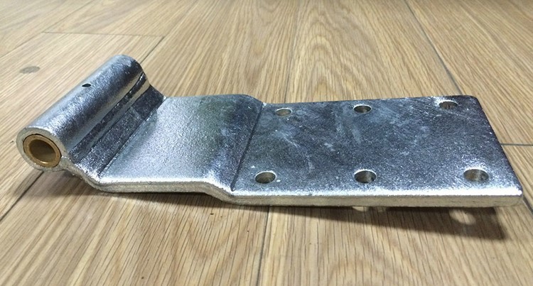 reefer-door-hinge-03 reefer-door-hinge-03